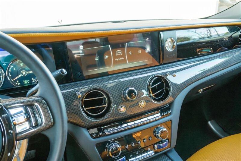 2022 Rolls-Royce Black Badge Ghost