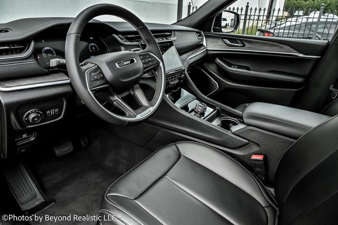 2025 Jeep Grand Cherokee L