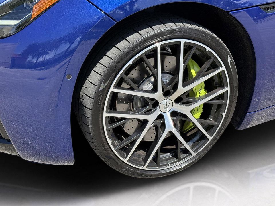 2024 MASERATI GRANTURISMO