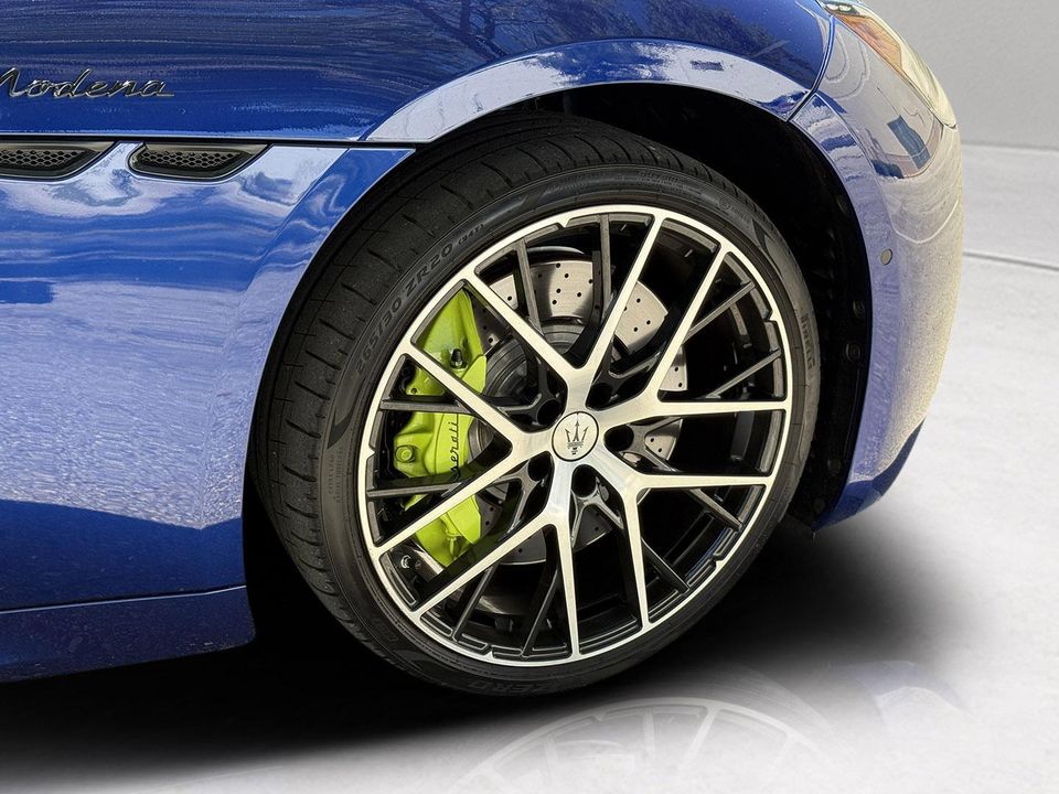 2024 MASERATI GRANTURISMO