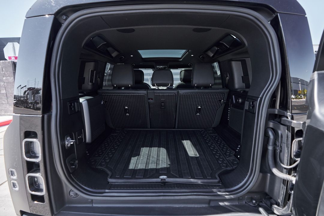 2023 Land Rover Defender 110