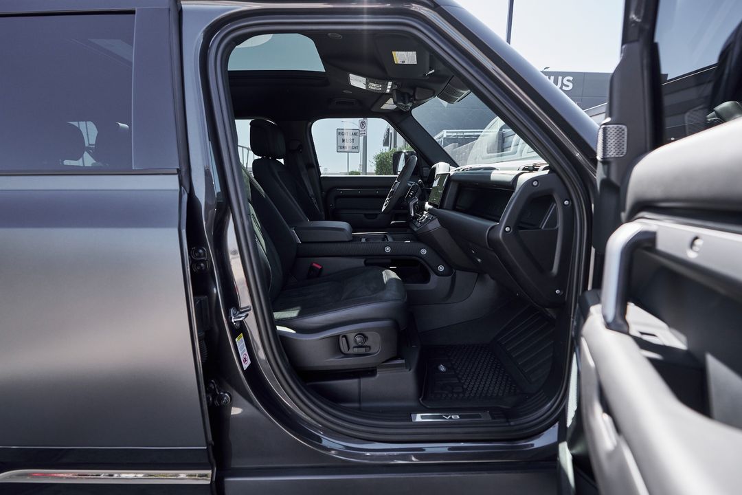 2023 Land Rover Defender 110