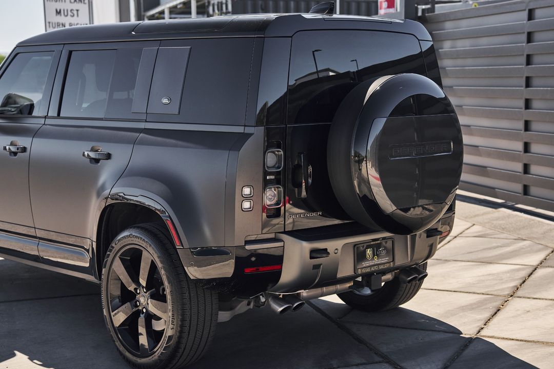 2023 Land Rover Defender 110