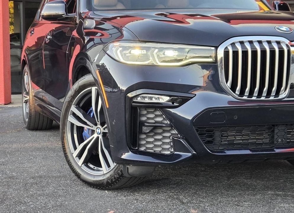 2022 BMW X7