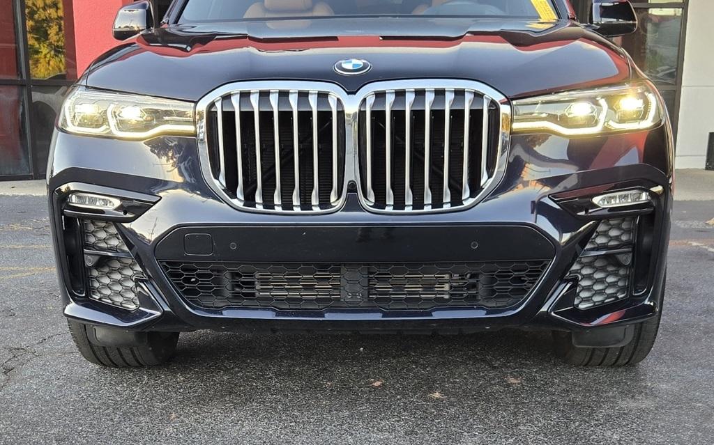 2022 BMW X7