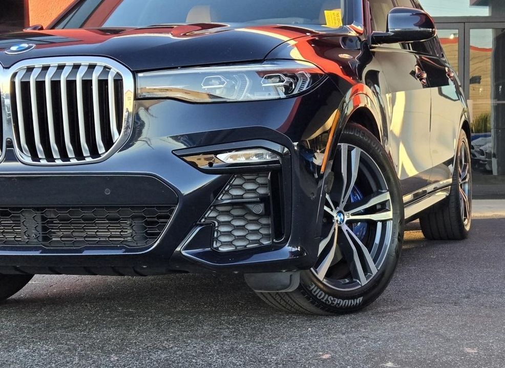 2022 BMW X7
