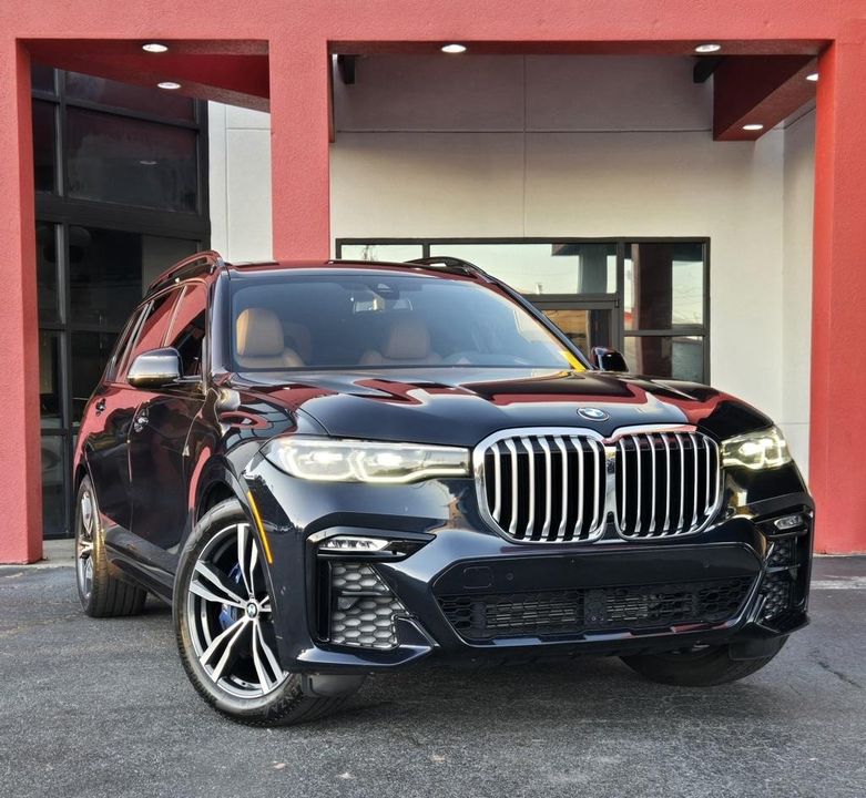 2022 BMW X7