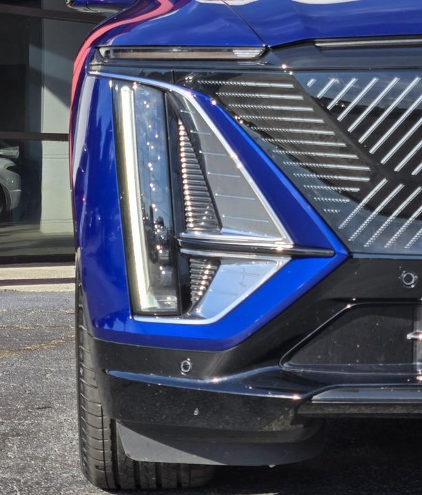 2024 Cadillac LYRIQ