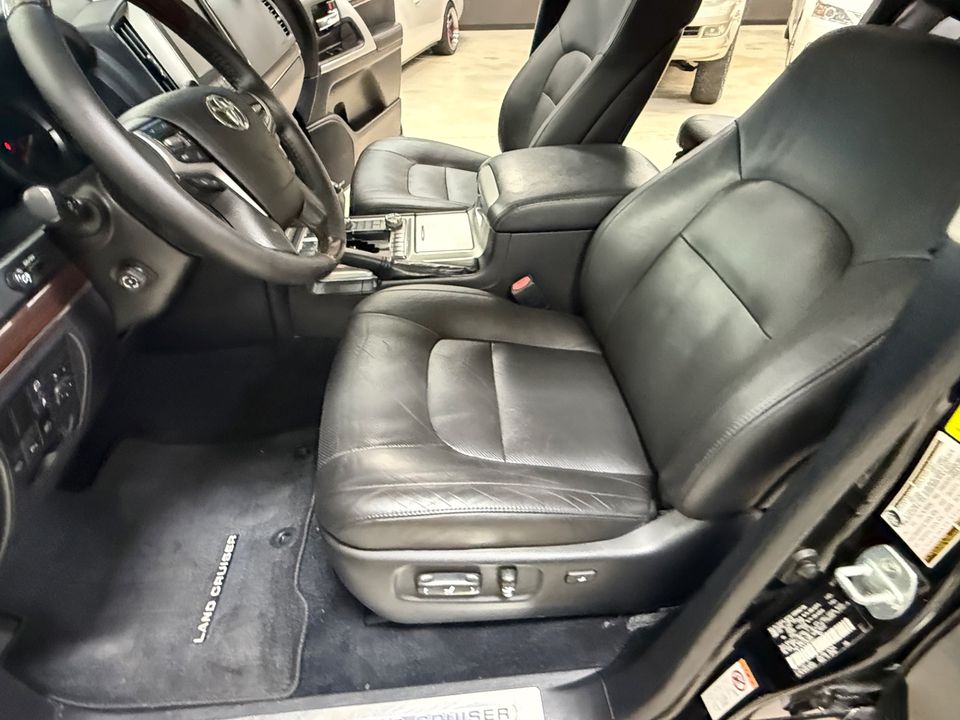 2018 Toyota Land Cruiser 200 SOUTHERN EXCEPTIONAL