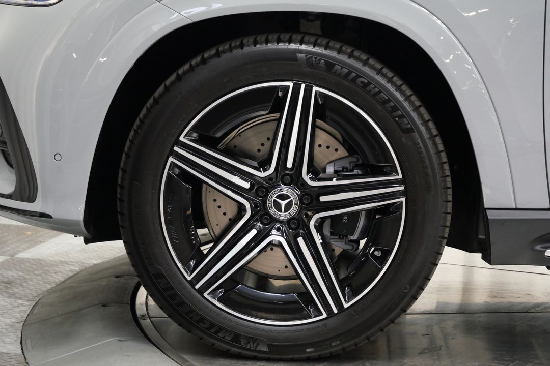 2025 Mercedes-Benz GLE