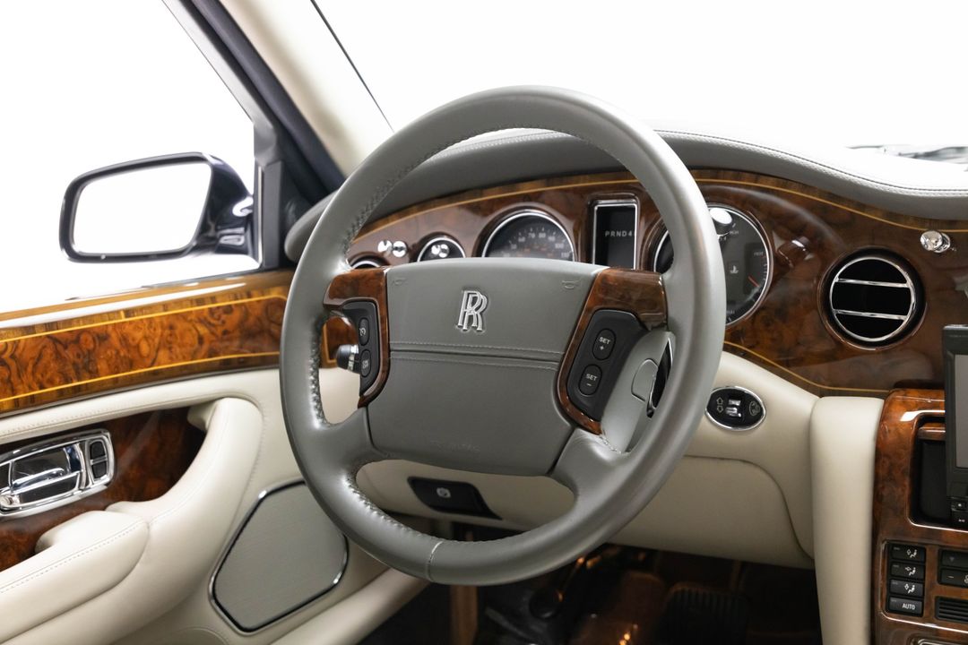 2001 Rolls-Royce Park Ward