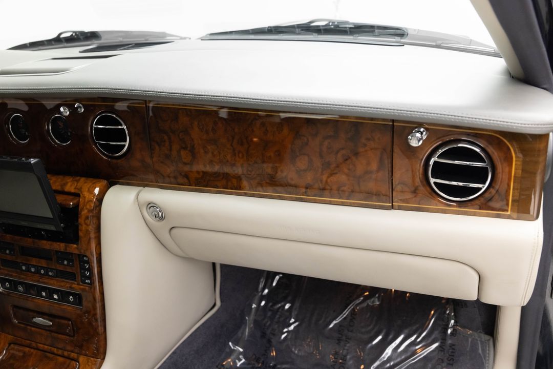 2001 Rolls-Royce Park Ward