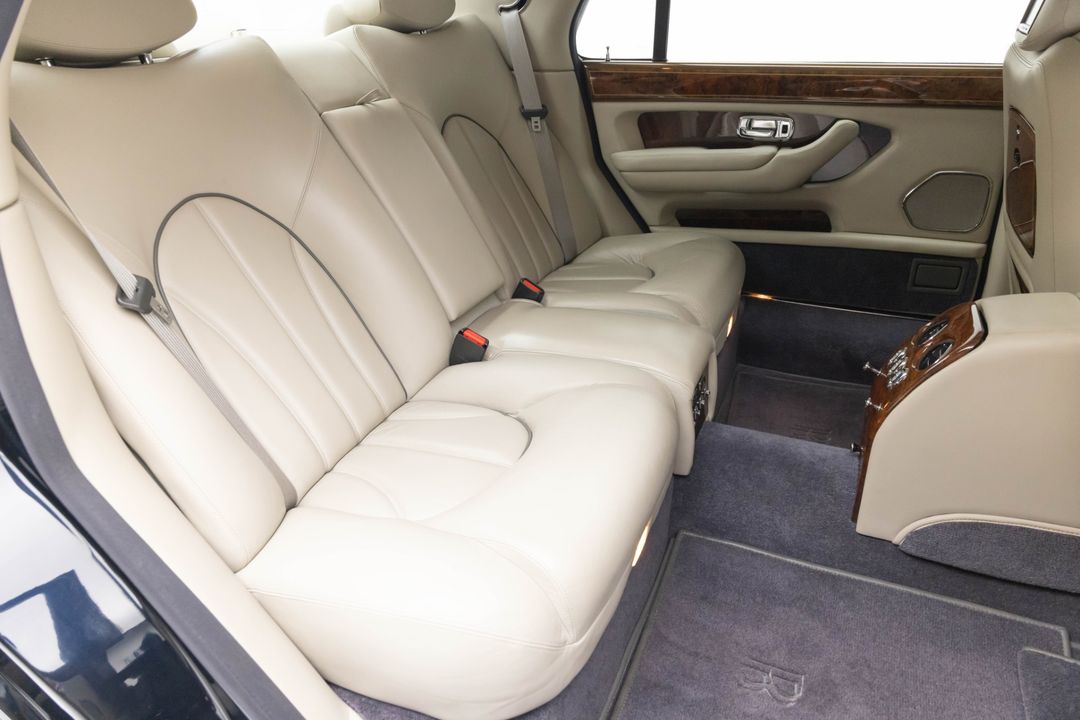 2001 Rolls-Royce Park Ward