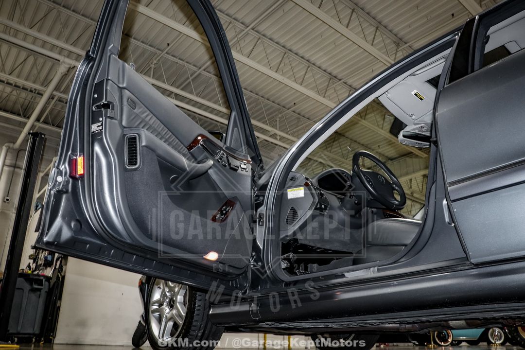 2005 Mercedes-Benz S-Class