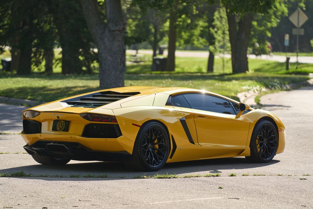 2014 Lamborghini Aventador