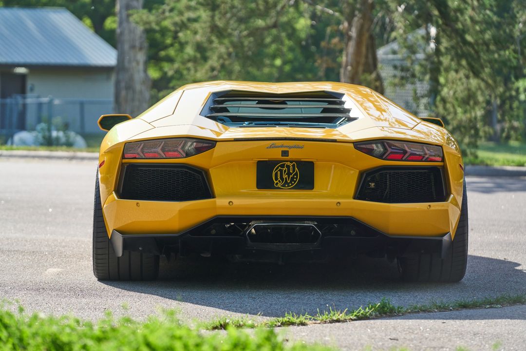 2014 Lamborghini Aventador
