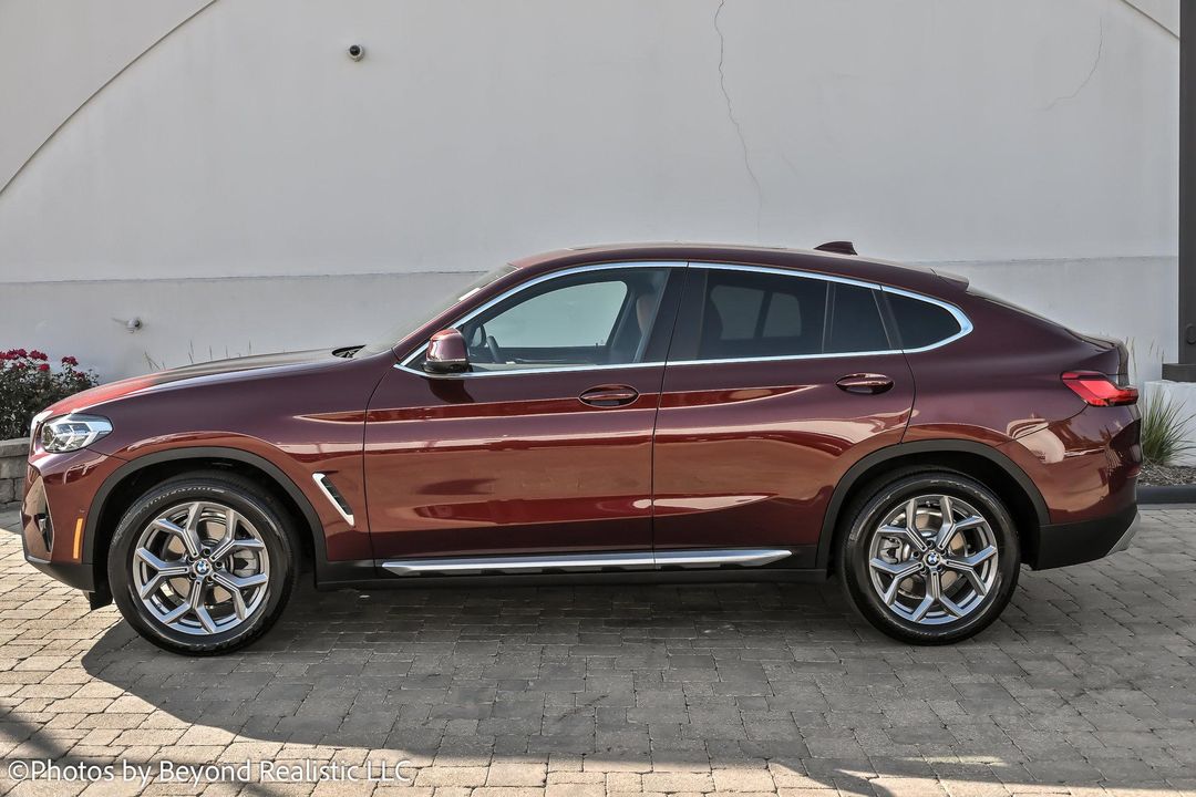 2025 BMW X4
