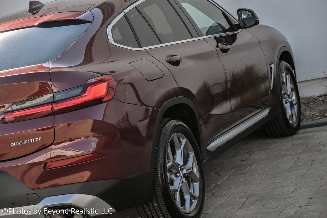 2025 BMW X4