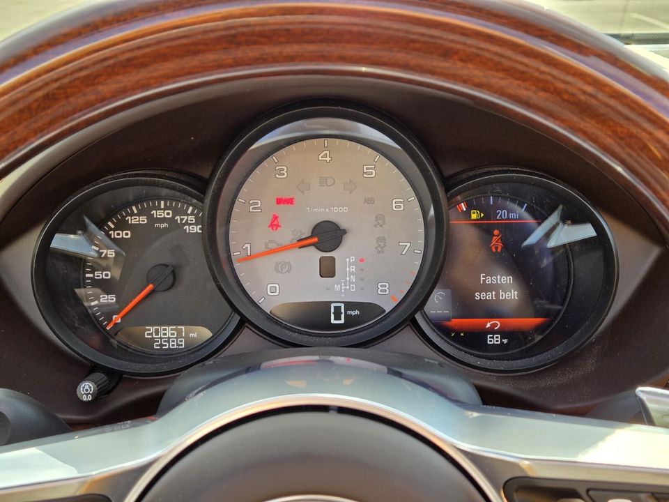 2024 Porsche 718 Boxster