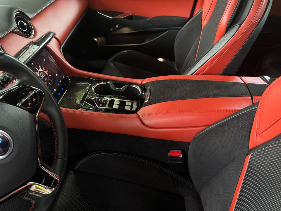2020 Karma Revero
