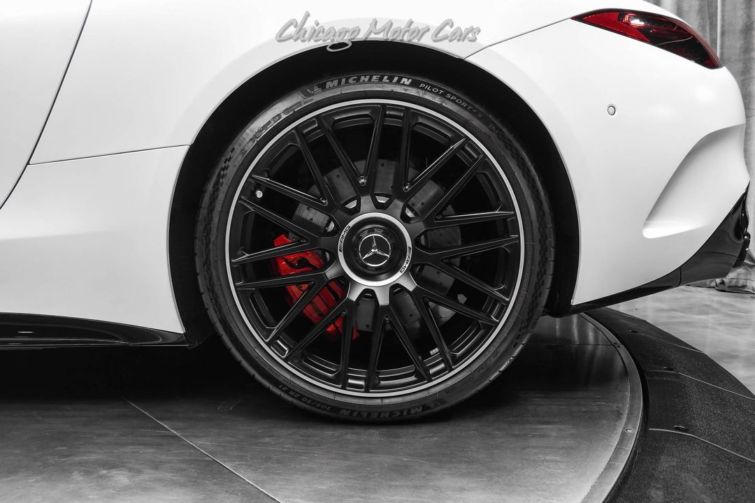 2022 Mercedes-Benz SL63 AMG