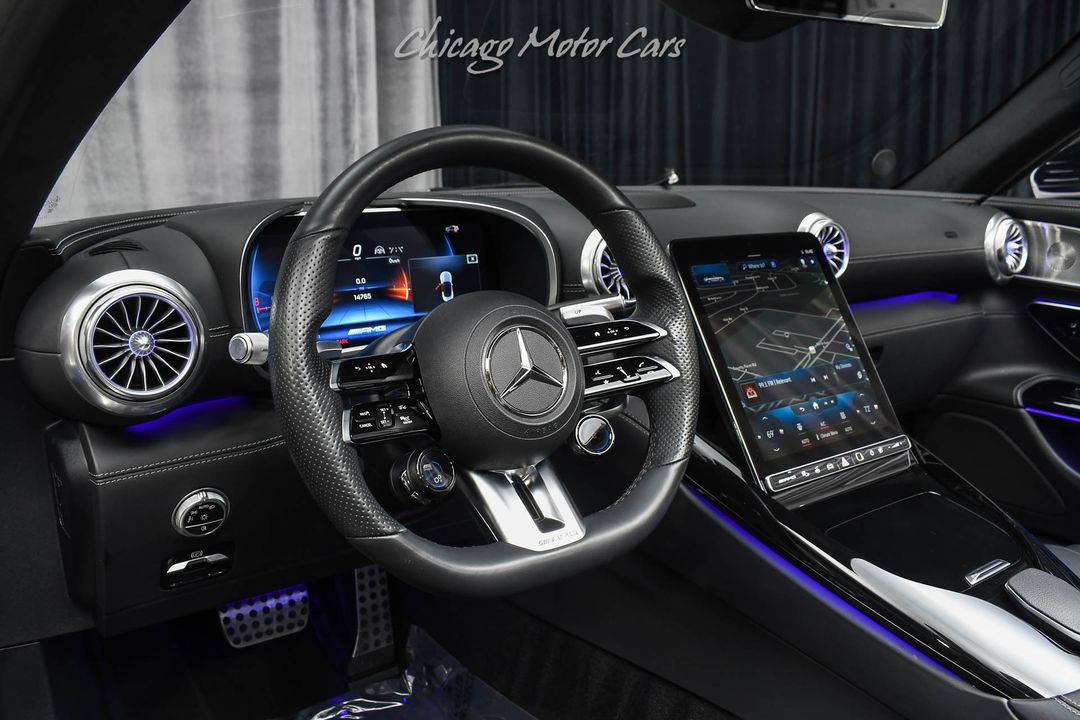 2022 Mercedes-Benz SL63 AMG
