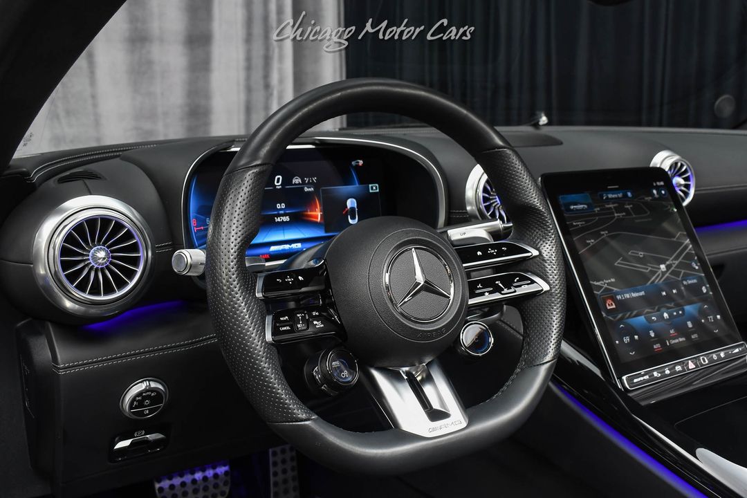 2022 Mercedes-Benz SL63 AMG