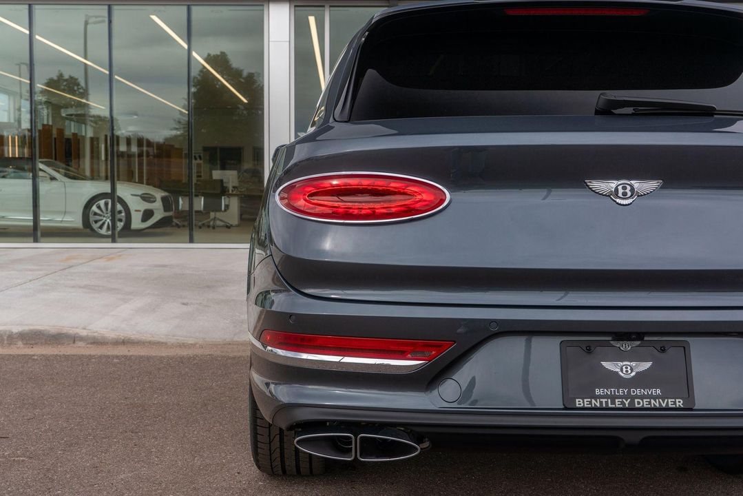 2025 Bentley Bentayga