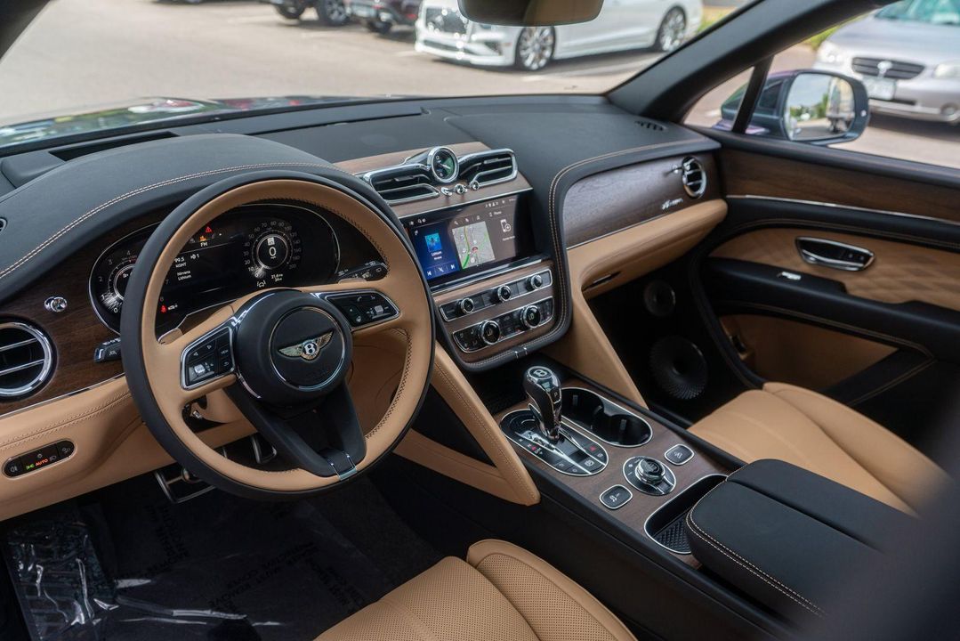 2025 Bentley Bentayga