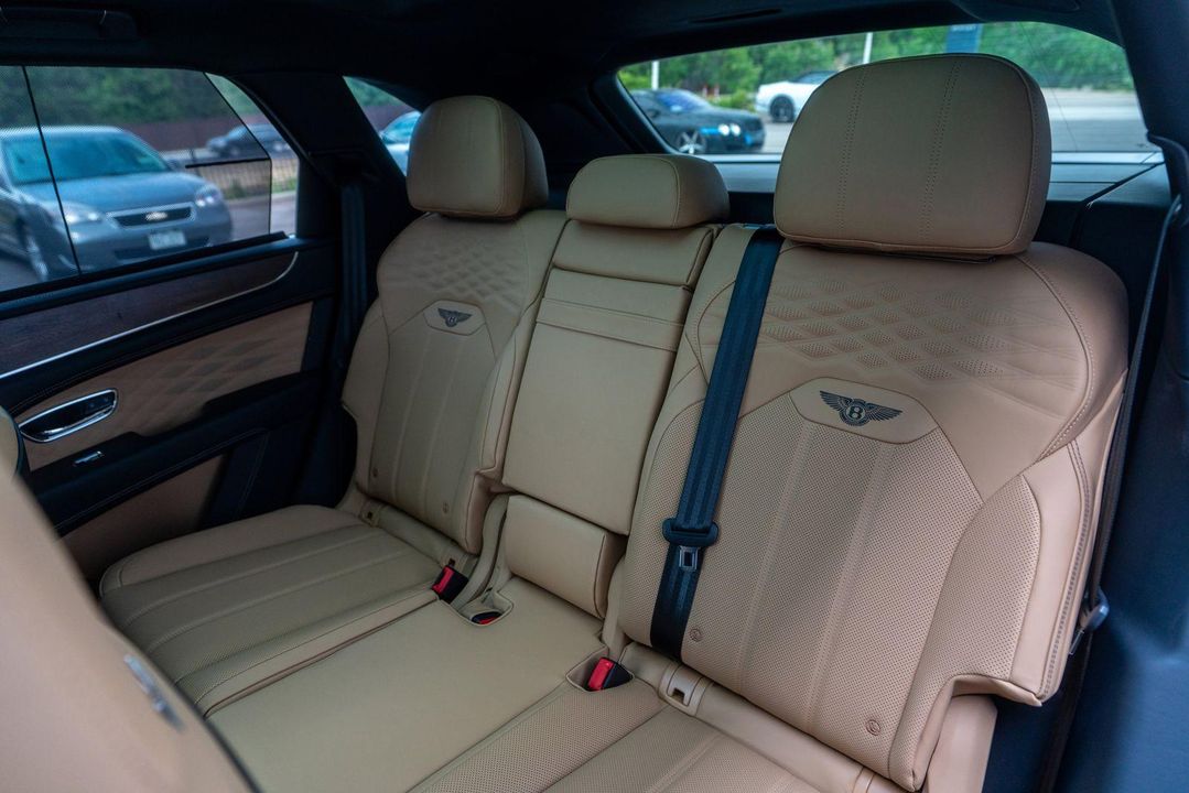 2025 Bentley Bentayga