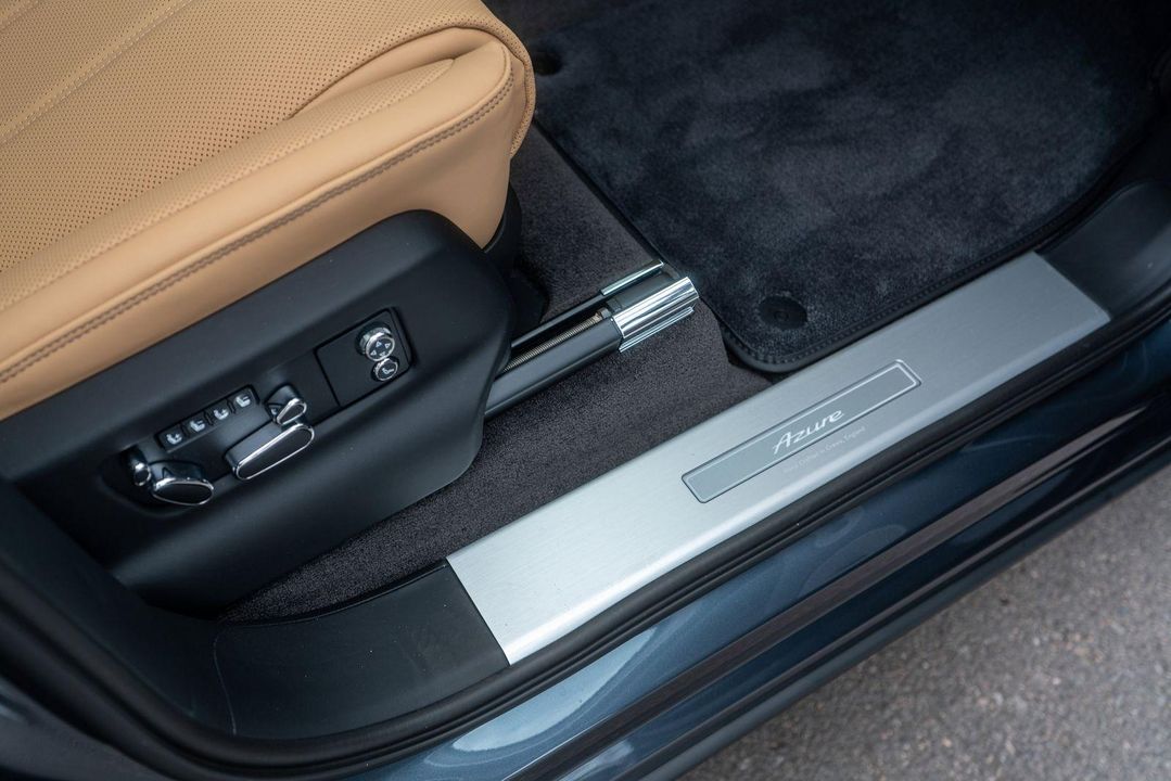 2025 Bentley Bentayga