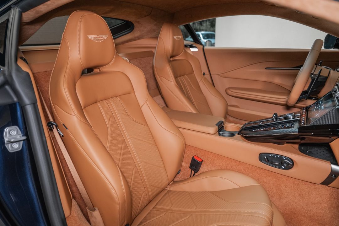 2026 Aston Martin VANTAGE