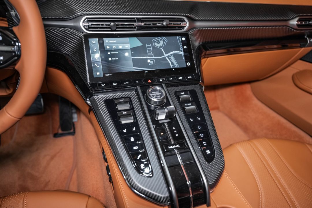 2026 Aston Martin VANTAGE