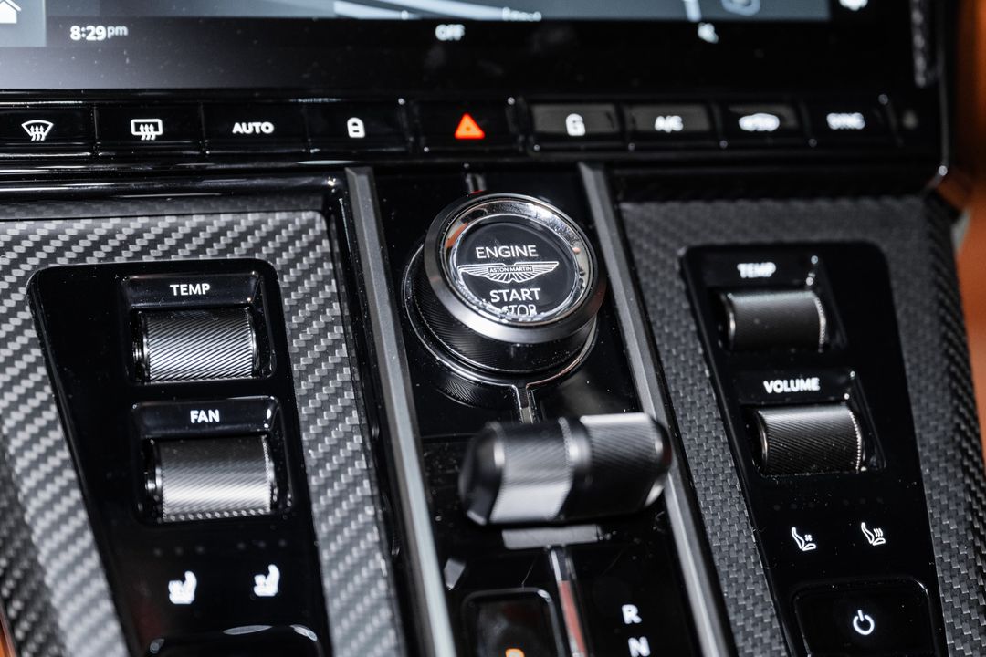 2026 Aston Martin VANTAGE