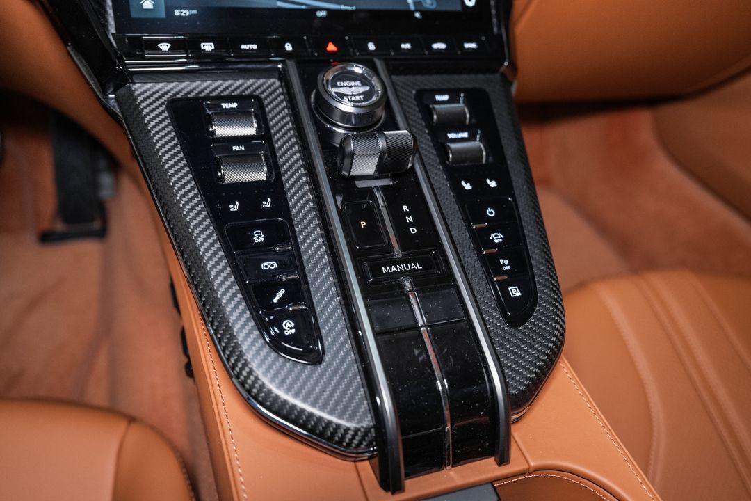 2026 Aston Martin VANTAGE