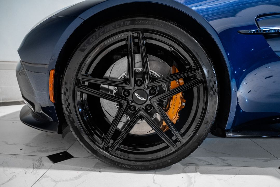 2026 Aston Martin VANTAGE