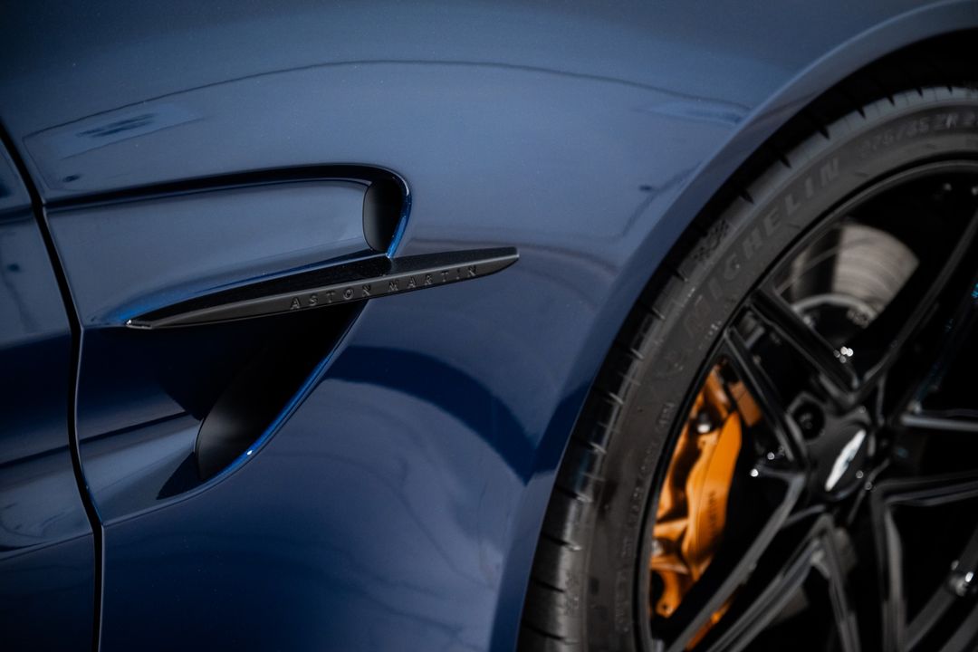 2026 Aston Martin VANTAGE