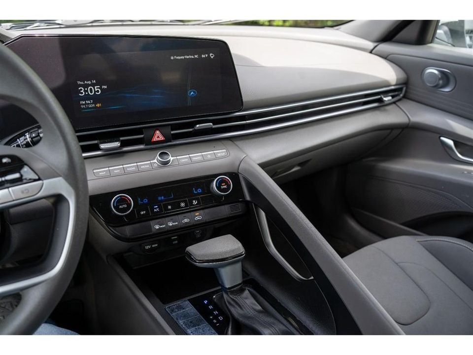 2024 Hyundai Elantra