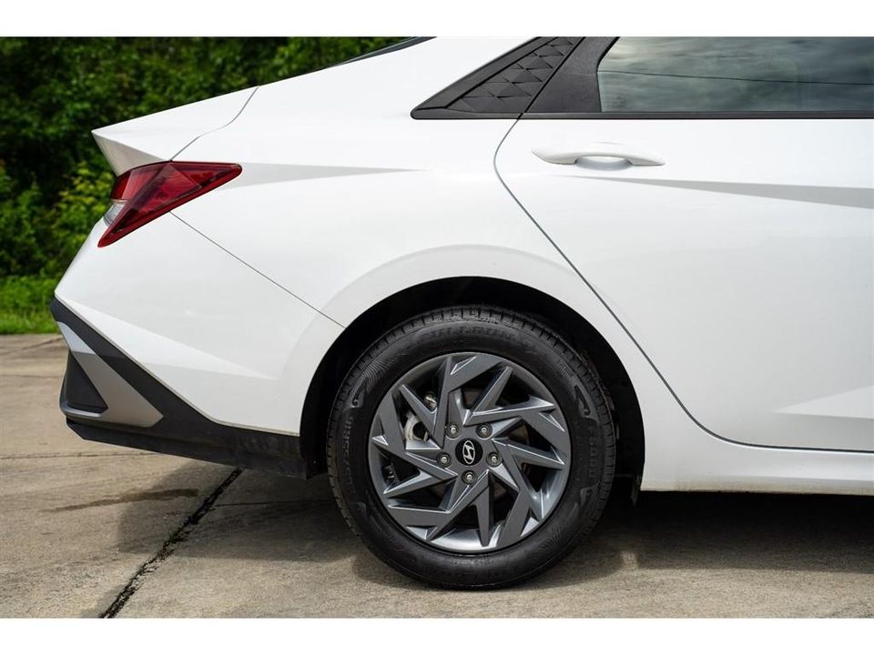 2024 Hyundai Elantra