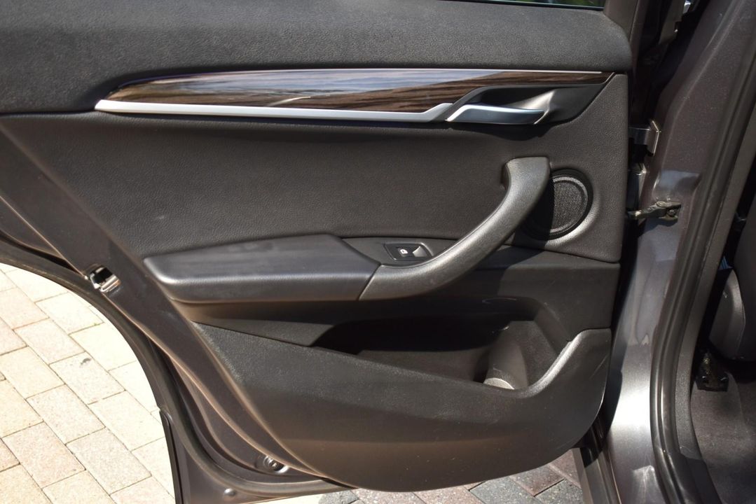 2018 BMW X2 xDrive28i w/ Convenience Package, Park Distance Control, Navigation Busi