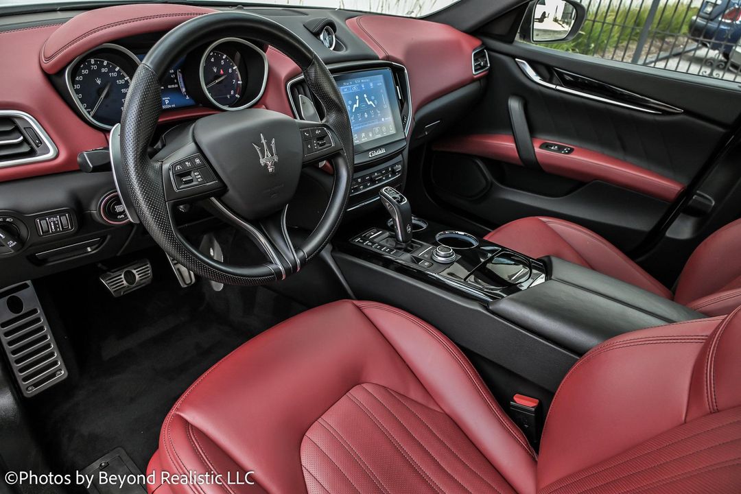 2020 Maserati Ghibli