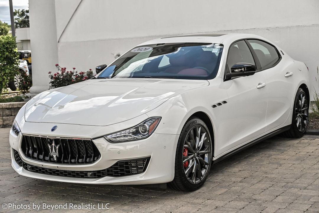 2020 Maserati Ghibli