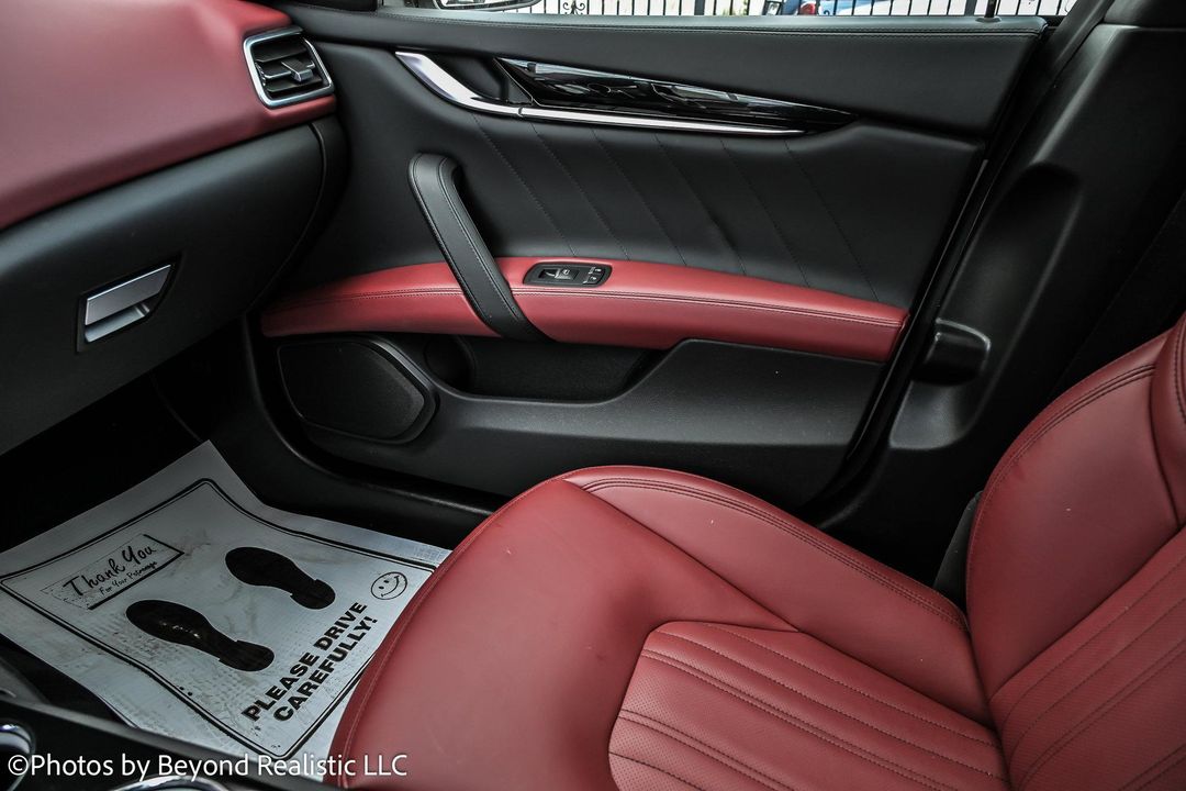 2020 Maserati Ghibli