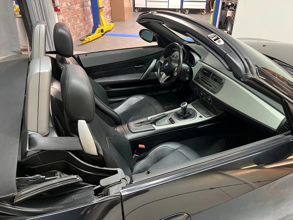 2003 BMW Z4