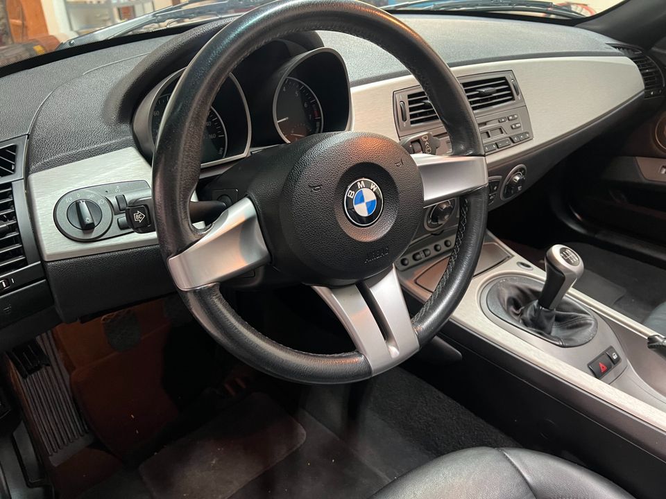 2003 BMW Z4