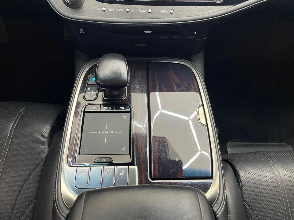 2019 Lexus LS