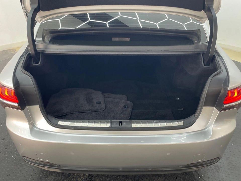 2019 Lexus LS