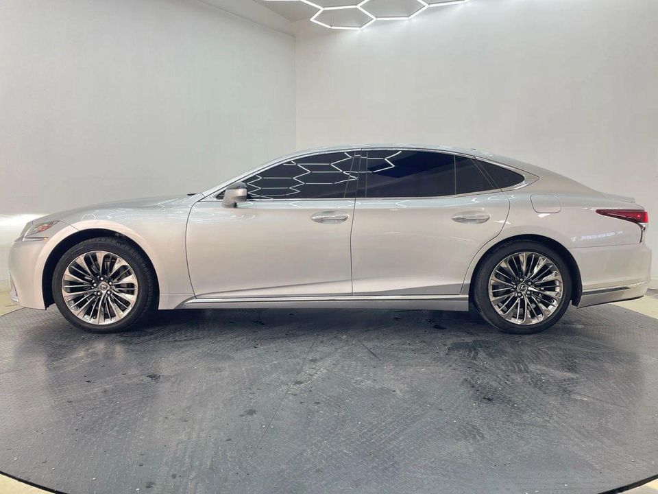 2019 Lexus LS