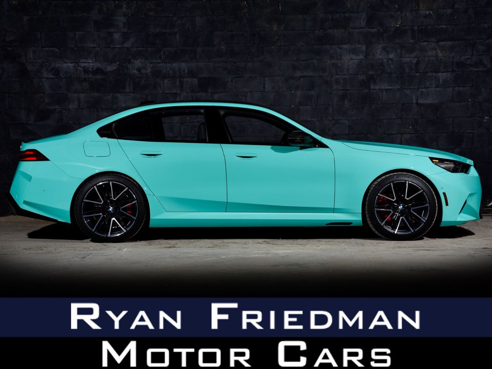 2025 BMW M5