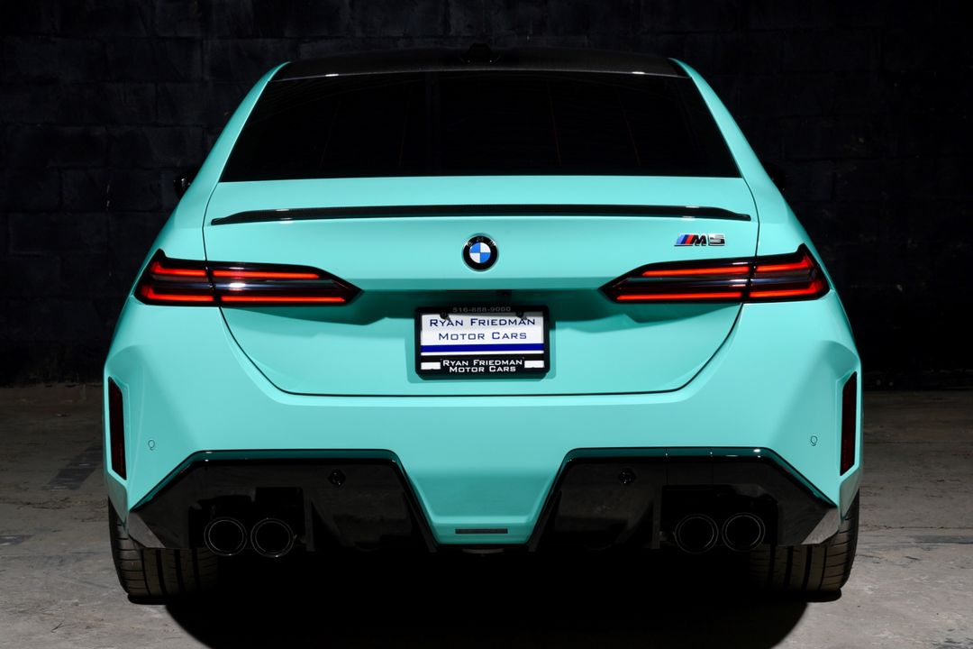 2025 BMW M5